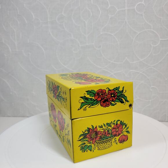 Vintage Syndicate Mfg Recipe Box Yellow Red Floral Metal Tin with Divider Cards - Picture 11 of 16